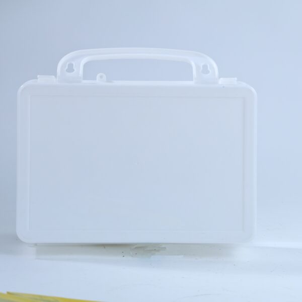 Trousse de premiers secours compacte en plastique blanc – Image 5