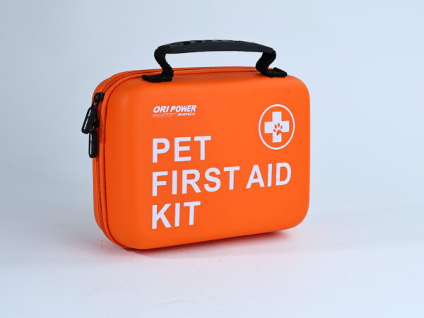 Detail of Outer Layer of Comprehensive Pet Emergency Kit - Comprehensive Pet Emergency Kit