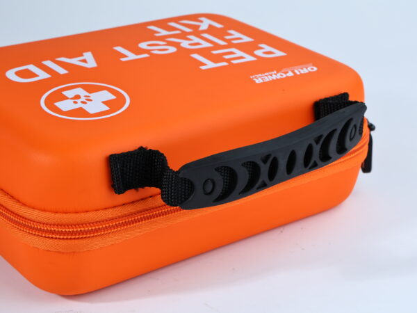 Upward Section of Comprehensive Pet Emergency Kit